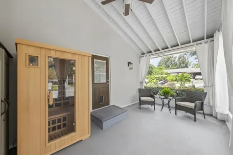 2205 W Pineridge Court Delray Beach FL 33444