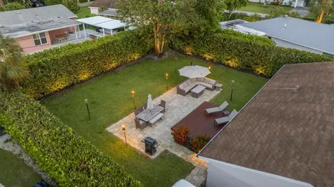 2205 W Pineridge Court Delray Beach FL 33444