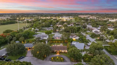 2205 W Pineridge Court Delray Beach FL 33444