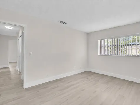 3629 SW Natura Avenue Deerfield Beach FL 33441