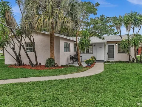 3629 SW Natura Avenue Deerfield Beach FL 33441
