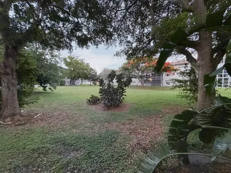 615 S State Road 7 Margate FL 33068
