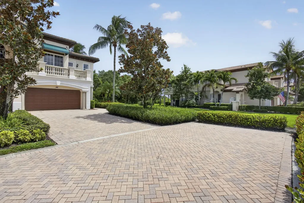 222 Tresana Boulevard Jupiter FL 33478