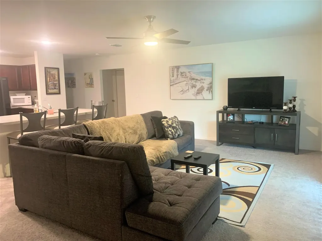 2033 SW Leafy Road Port St Lucie FL 34953