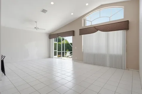 12463 Pleasant Green Way Boynton Beach FL 33437