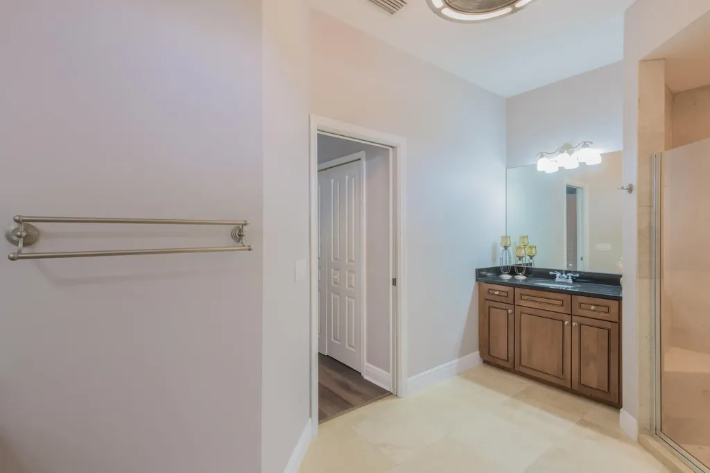 3315 SE West Snow Road Port St Lucie FL 34984