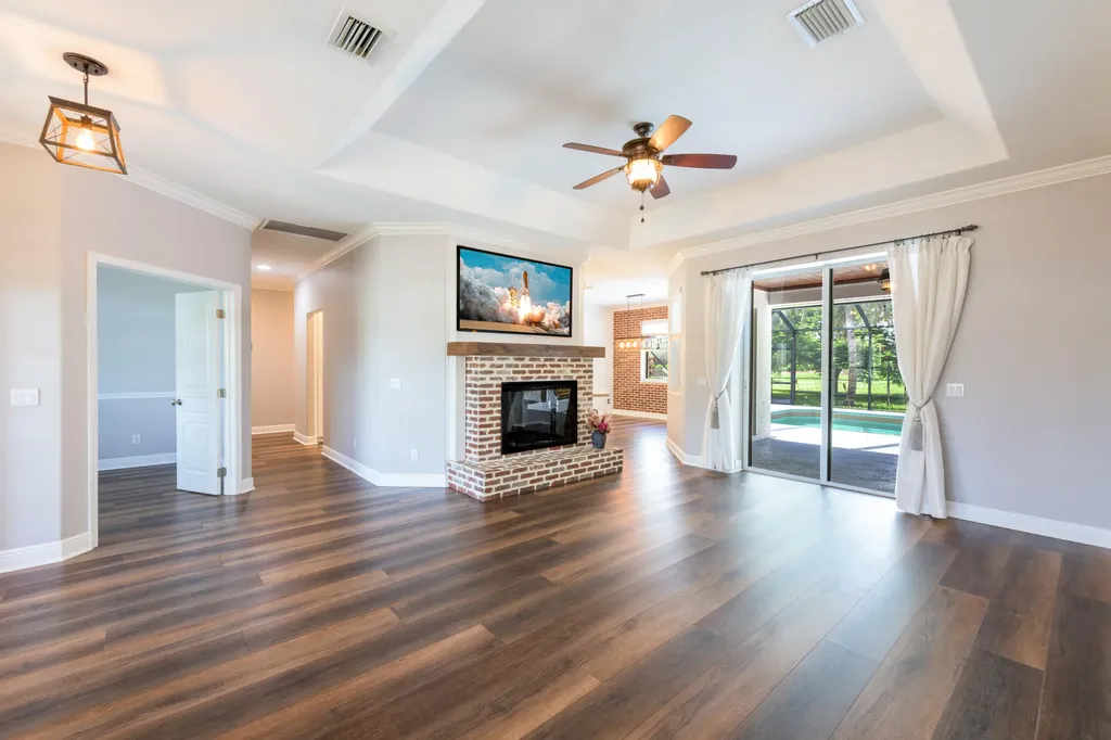 3315 SE West Snow Road Port St Lucie FL 34984