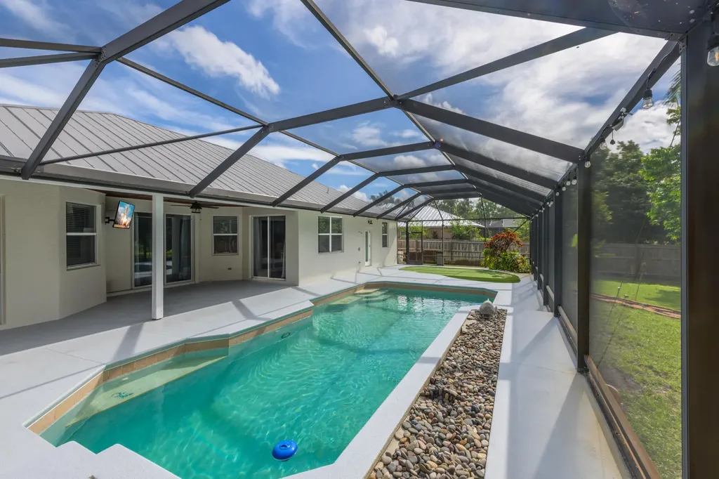 3315 SE West Snow Road Port St Lucie FL 34984