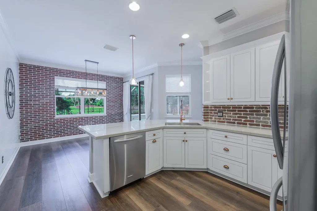 3315 SE West Snow Road Port St Lucie FL 34984