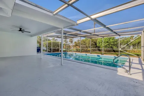 9715 Dahlia Avenue Palm Beach Gardens FL 33410