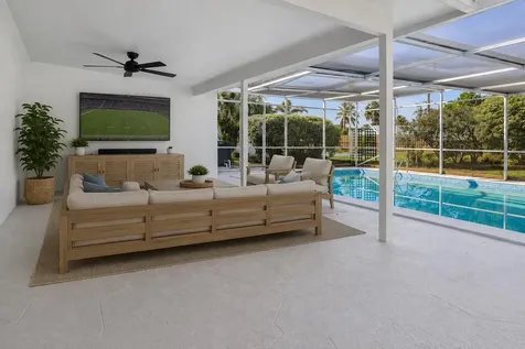 9715 Dahlia Avenue Palm Beach Gardens FL 33410