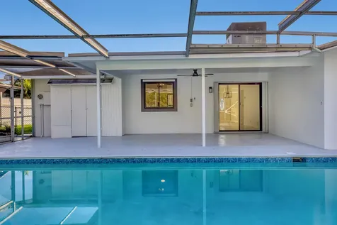 9715 Dahlia Avenue Palm Beach Gardens FL 33410