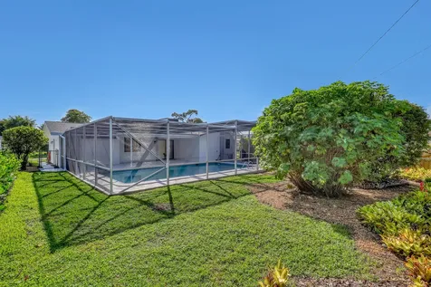 9715 Dahlia Avenue Palm Beach Gardens FL 33410