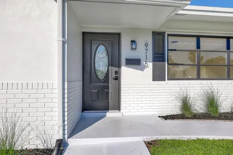 9715 Dahlia Avenue Palm Beach Gardens FL 33410
