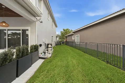 12339 NW 77th Manor Parkland FL 33076