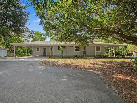 5625 SE Ault Avenue Stuart FL 34997