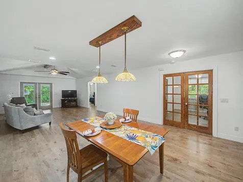 5625 SE Ault Avenue Stuart FL 34997