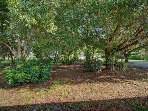 5625 SE Ault Avenue Stuart FL 34997