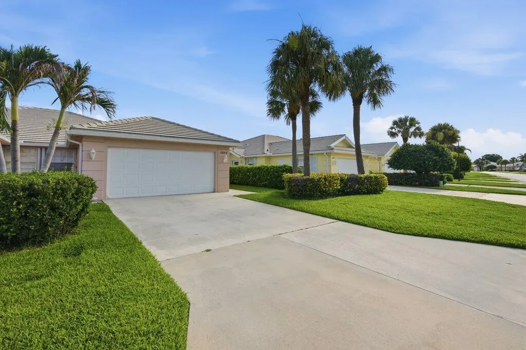 1301 NW Bentley Circle Port St Lucie FL 34986