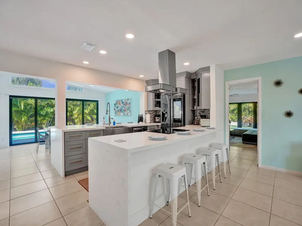 5251 NE 26th Avenue Fort Lauderdale FL 33308