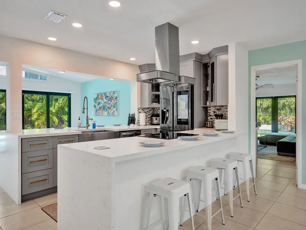 5251 NE 26th Avenue Fort Lauderdale FL 33308