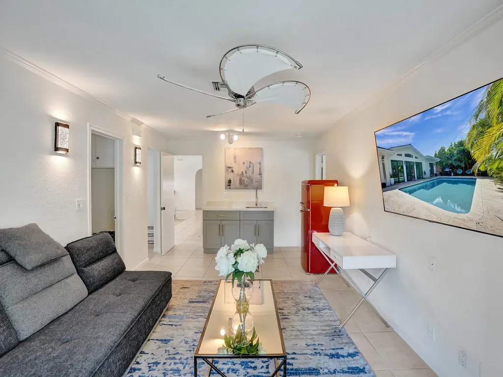 5251 NE 26th Avenue Fort Lauderdale FL 33308