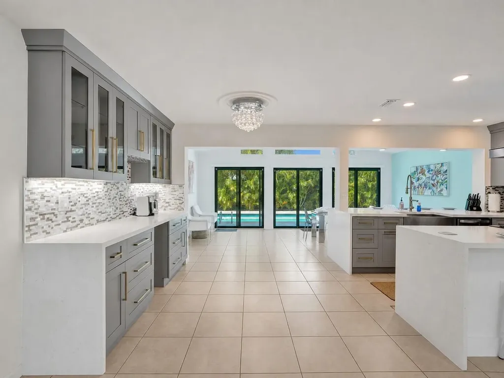 5251 NE 26th Avenue Fort Lauderdale FL 33308