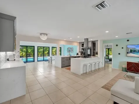 5251 NE 26th Avenue Fort Lauderdale FL 33308