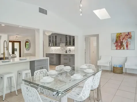 5251 NE 26th Avenue Fort Lauderdale FL 33308