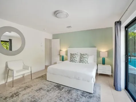 5251 NE 26th Avenue Fort Lauderdale FL 33308