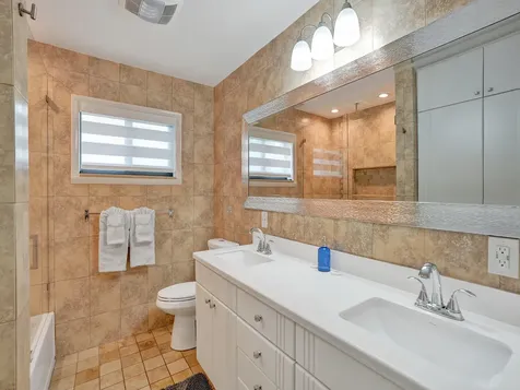 5251 NE 26th Avenue Fort Lauderdale FL 33308