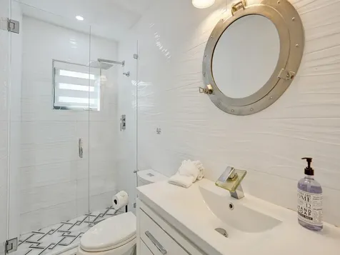 5251 NE 26th Avenue Fort Lauderdale FL 33308