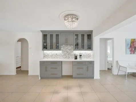 5251 NE 26th Avenue Fort Lauderdale FL 33308