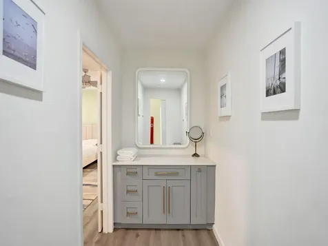 5251 NE 26th Avenue Fort Lauderdale FL 33308