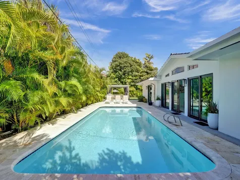 5251 NE 26th Avenue Fort Lauderdale FL 33308