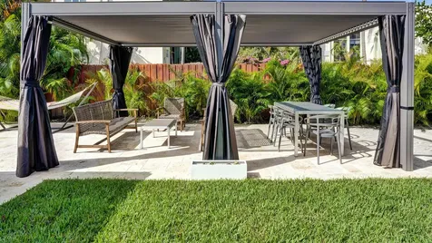 5251 NE 26th Avenue Fort Lauderdale FL 33308