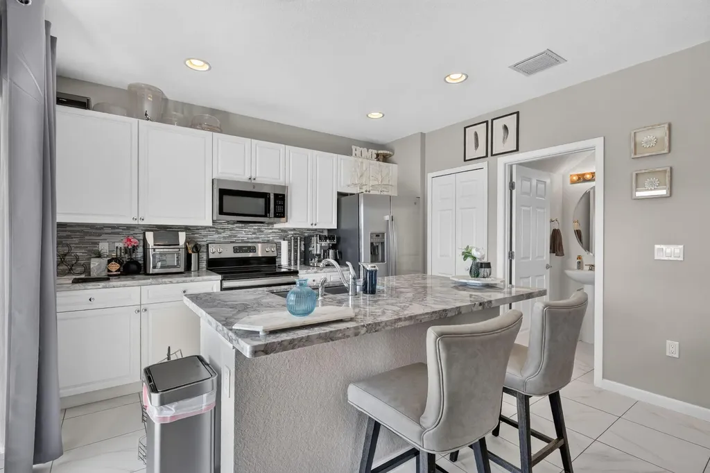 2521 NW Treviso Circle Port St Lucie FL 34986
