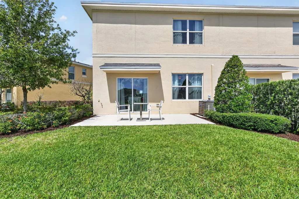 2521 NW Treviso Circle Port St Lucie FL 34986
