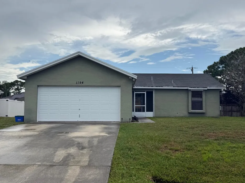 1194 SW Granadeer Street Port St Lucie FL 34983
