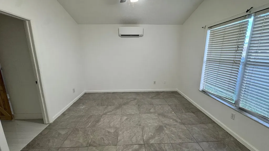678 SW Pueblo Terrace Port St Lucie FL 34953