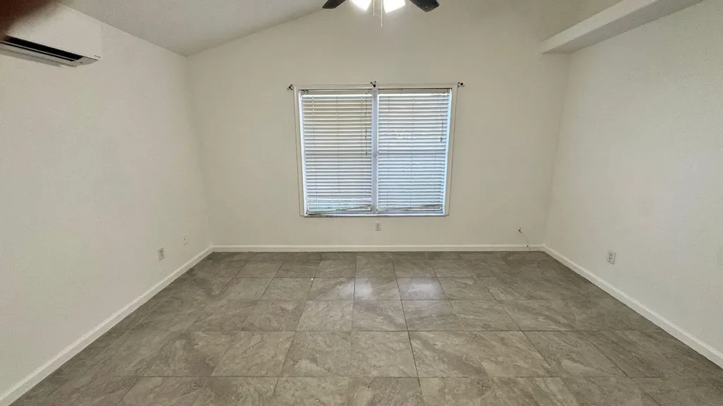 678 SW Pueblo Terrace Port St Lucie FL 34953