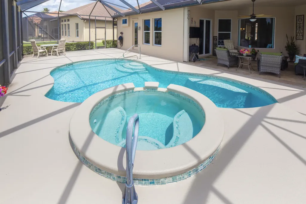 923 SW Grand Reserves Boulevard Port St Lucie FL 34986