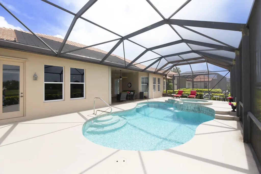 923 SW Grand Reserves Boulevard Port St Lucie FL 34986