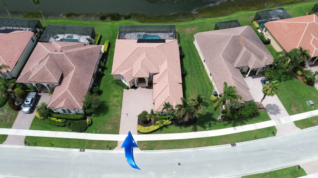 923 SW Grand Reserves Boulevard Port St Lucie FL 34986