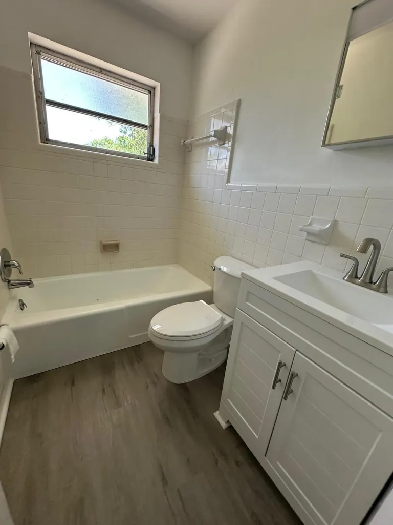 932 S B Street Lake Worth Beach FL 33460