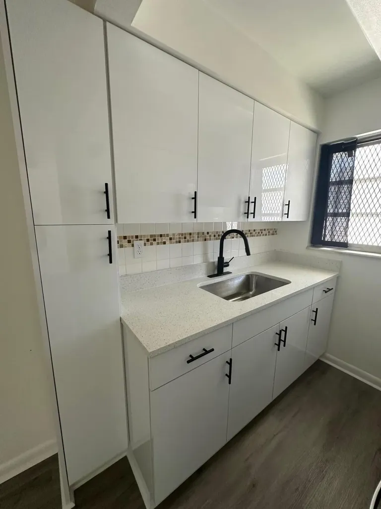 932 S B Street Lake Worth Beach FL 33460
