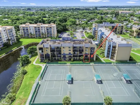 2828 Tennis Club Drive West Palm Beach FL 33417