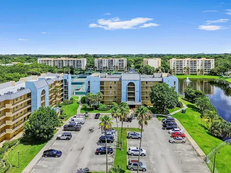2828 Tennis Club Drive West Palm Beach FL 33417