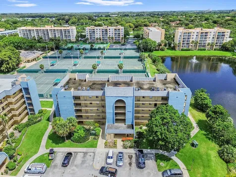 2828 Tennis Club Drive West Palm Beach FL 33417