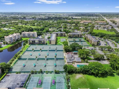 2828 Tennis Club Drive West Palm Beach FL 33417